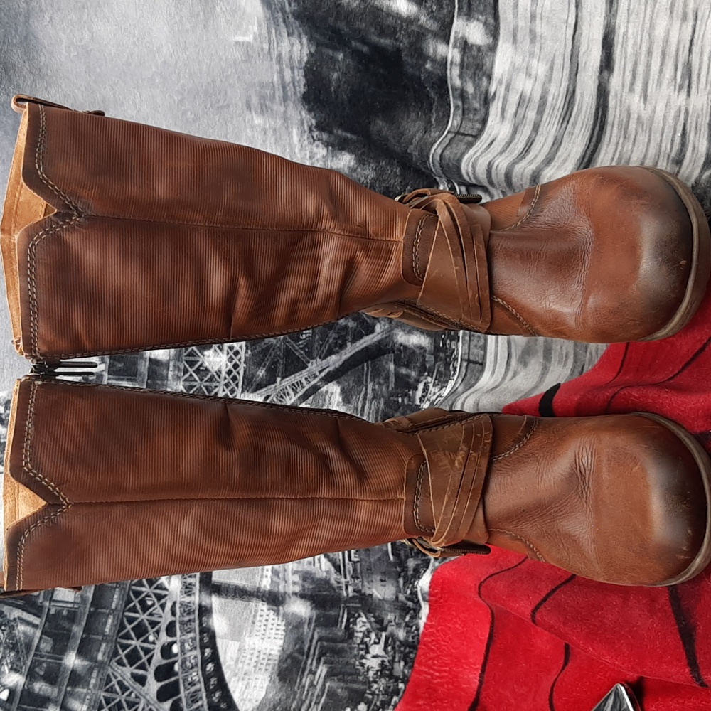 Pikolinos Brown Leather Cowgirl Boots